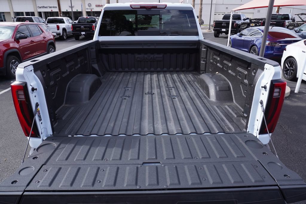 Certified 2026 GMC Sierra 2500 Denali Ultimate w/ Max Trailering Package image 9