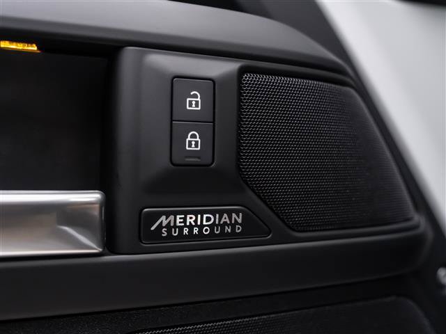 New 2026 Land Rover Defender 110 X-Dynamic SE AWD/4WD image 25