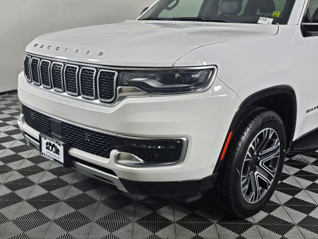 Used 2024 Jeep Wagoneer Series II AWD/4WD image 10