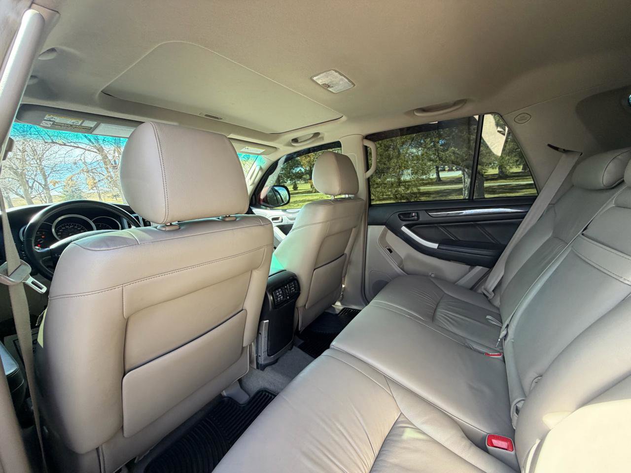 Used 2008 Toyota 4Runner Limited image 19