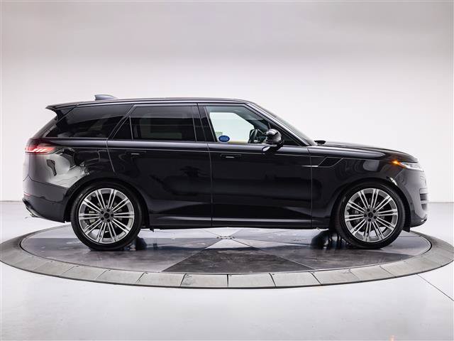 New 2027 Land Rover Range Rover Sport SE AWD/4WD image 6
