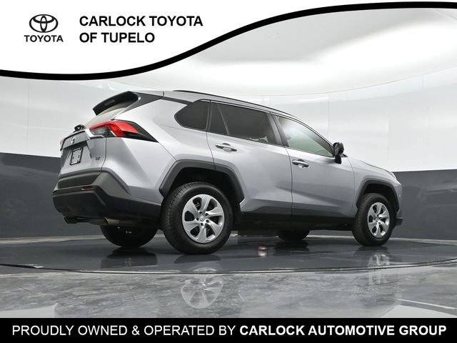 Used 2020 Toyota RAV4 LE image 38