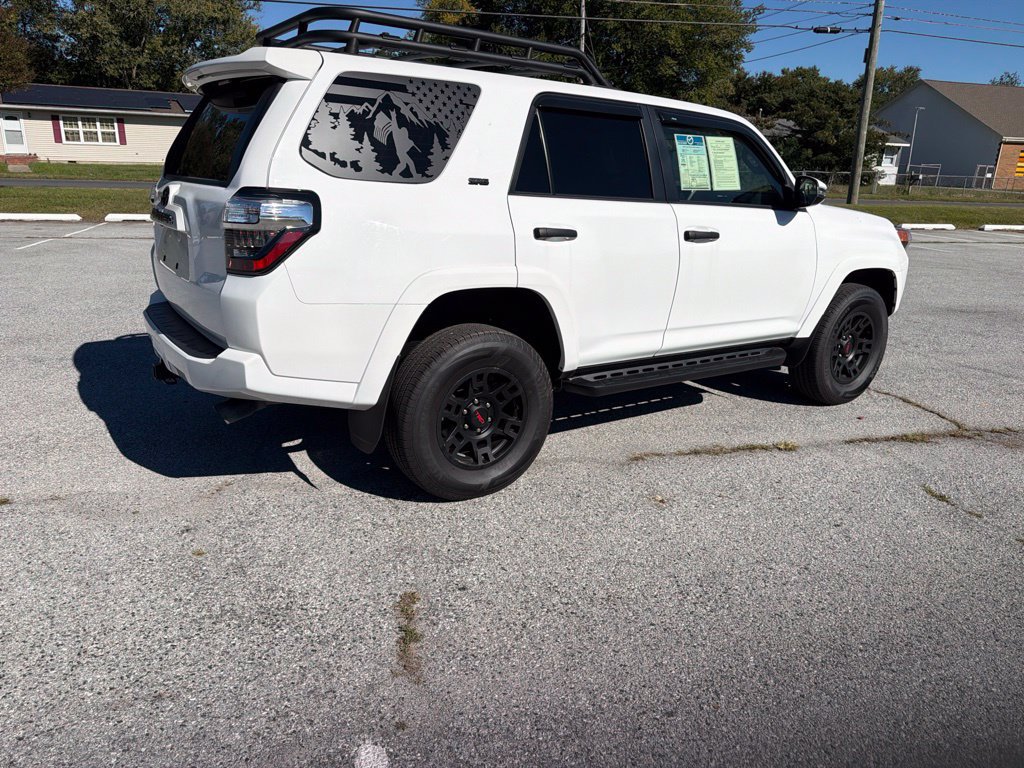 Used 2024 Toyota 4Runner SR5 Premium w/ Moonroof Package AWD/4WD image 10