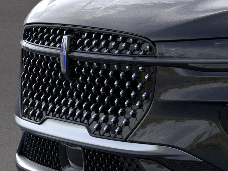 New 2026 Lincoln Nautilus Premier image 17