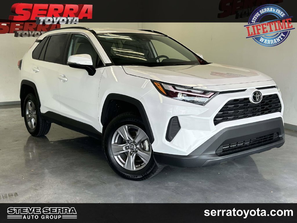 Certified 2024 Toyota RAV4 XLE FWD image 1