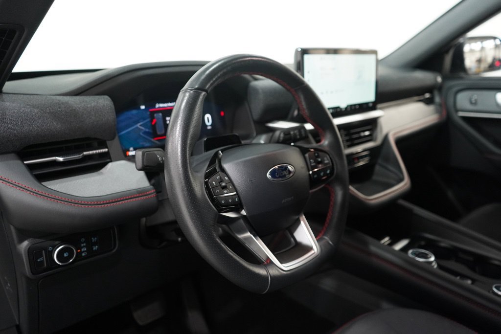 Used 2025 Ford Explorer ST-Line AWD/4WD image 31