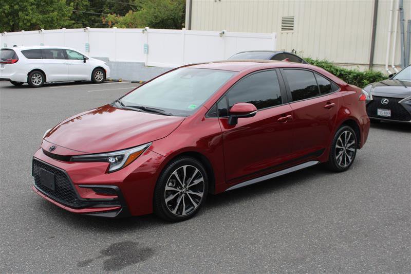 Used 2023 Toyota Corolla SE image 4