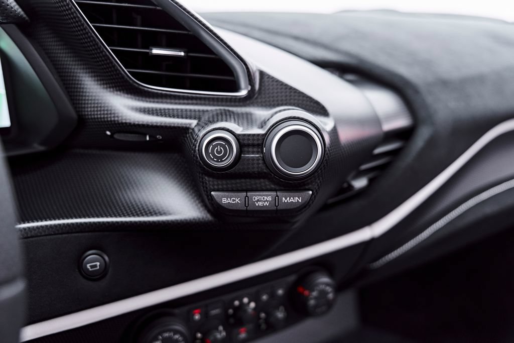 Used 2020 Ferrari 488 Pista Coupe RWD image 94