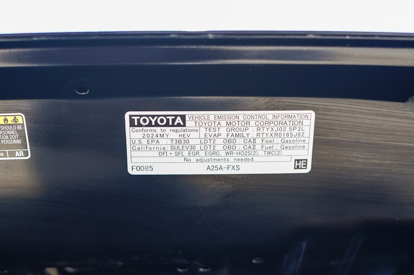 Used 2024 Toyota RAV4 LE AWD/4WD image 31