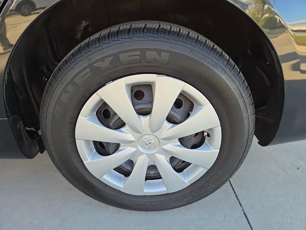 Used 2013 Toyota Corolla L FWD image 11