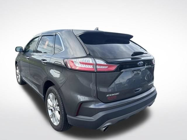 Used 2020 Ford Edge Titanium FWD image 3