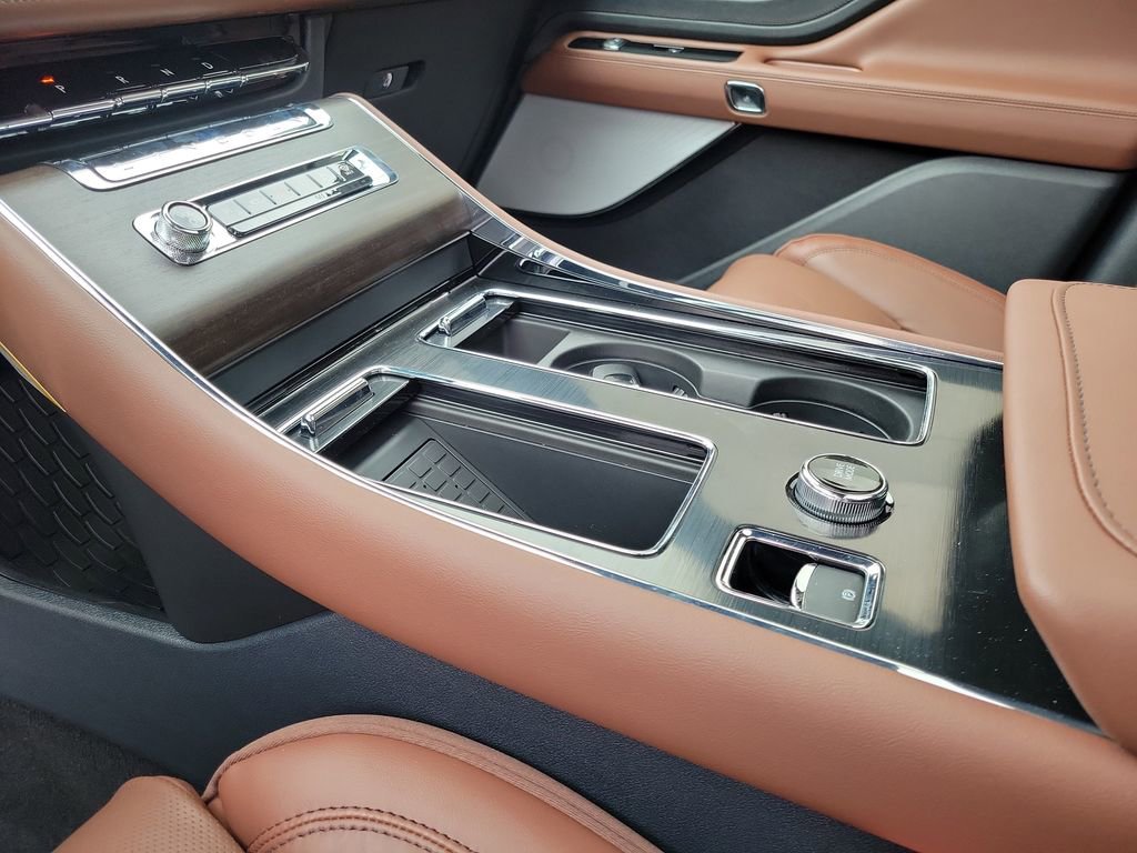 New 2026 Lincoln Aviator Reserve AWD/4WD image 29