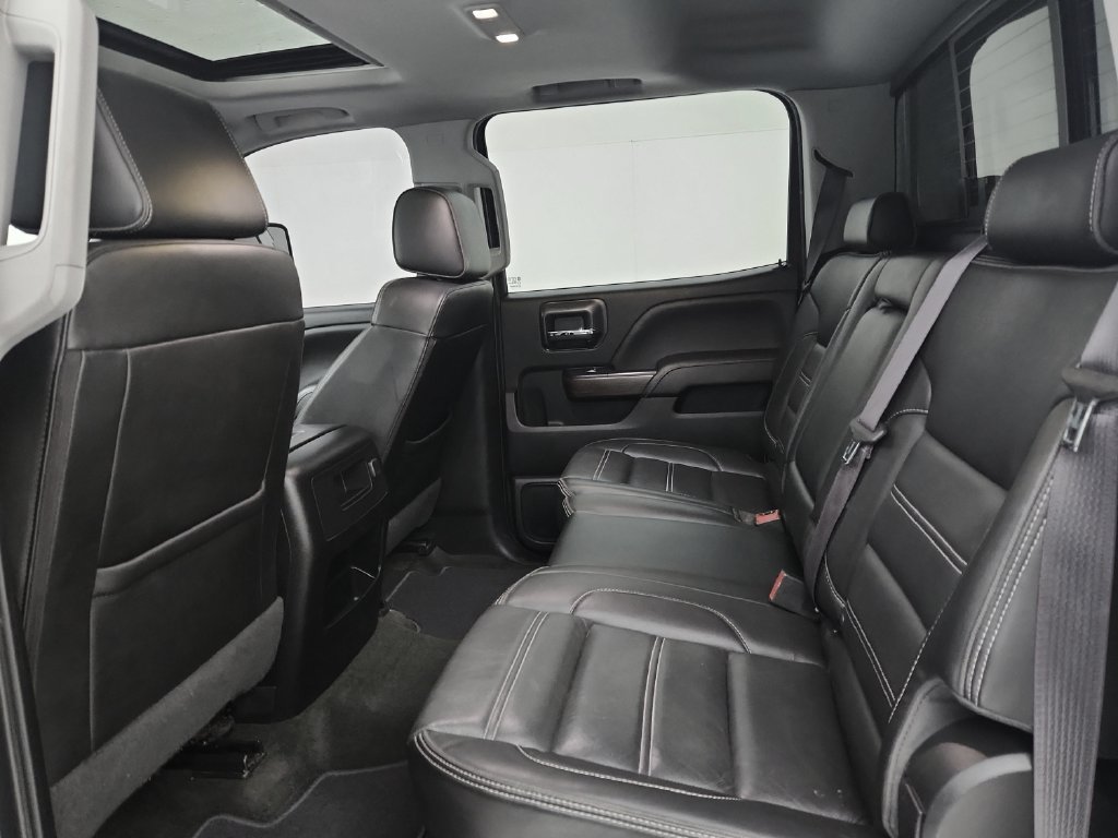 Used 2017 GMC Sierra 2500 Denali w/ Duramax Plus Package AWD/4WD image 35