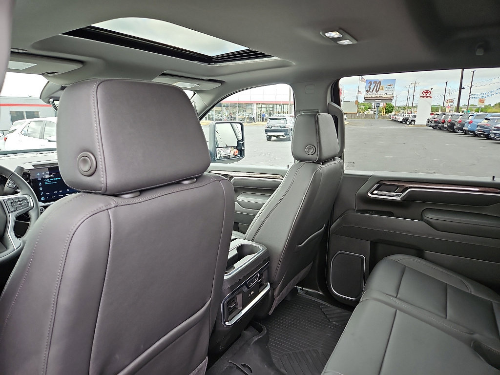 Used 2026 Chevrolet Silverado 2500 LTZ w/ Trail Boss Package image 10