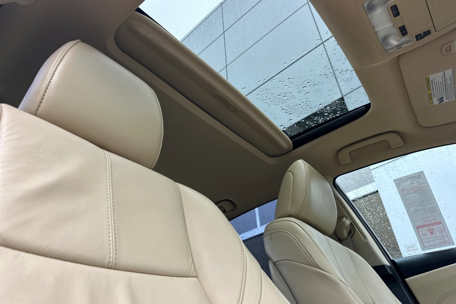 Used 2014 Toyota Avalon XLE Touring image 16