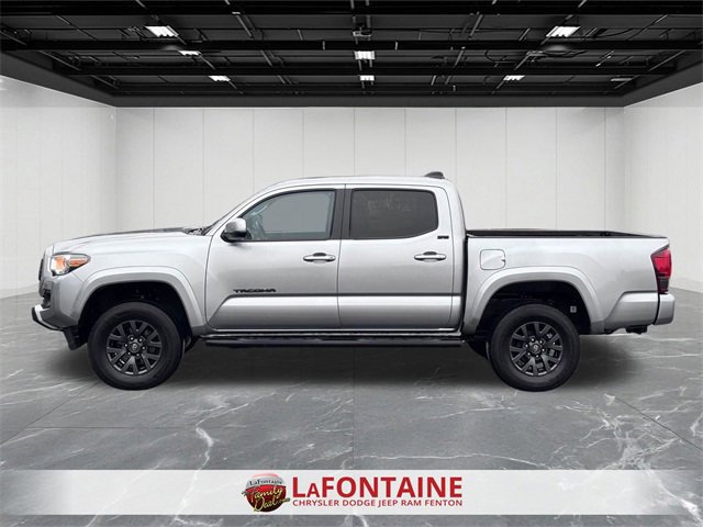 Used 2023 Toyota Tacoma SR5 image 2
