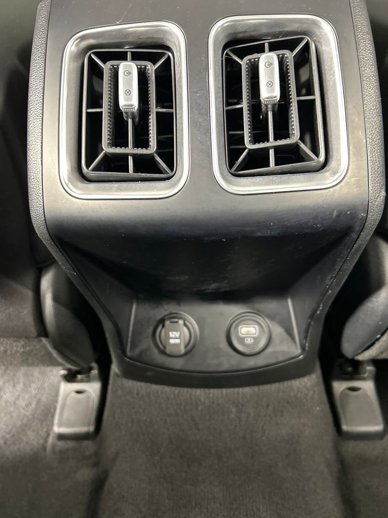 Used 2021 Kia Sorento EX w/ EX AWD X-Line Package image 17
