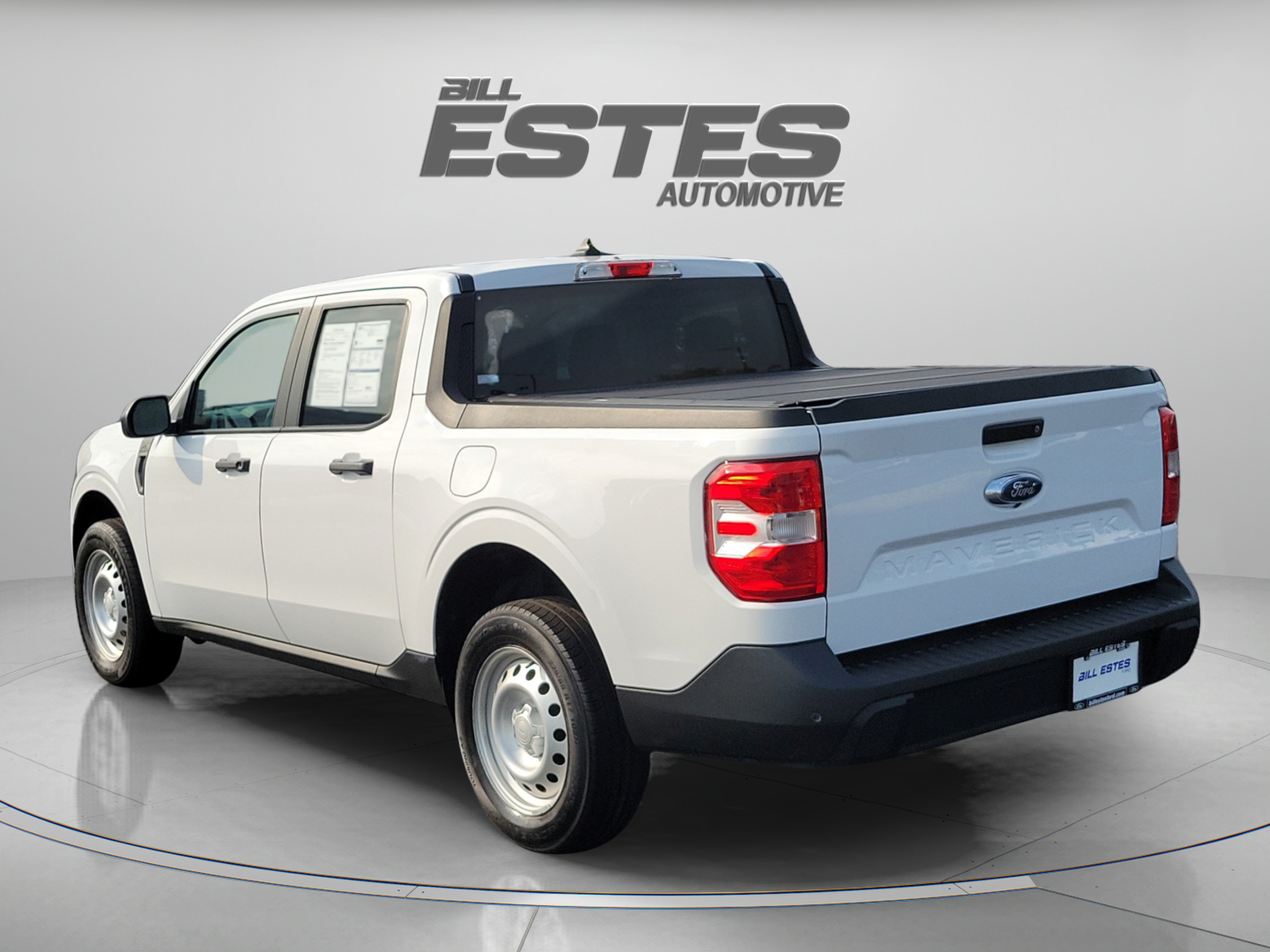 Used 2022 Ford Maverick XL FWD image 2
