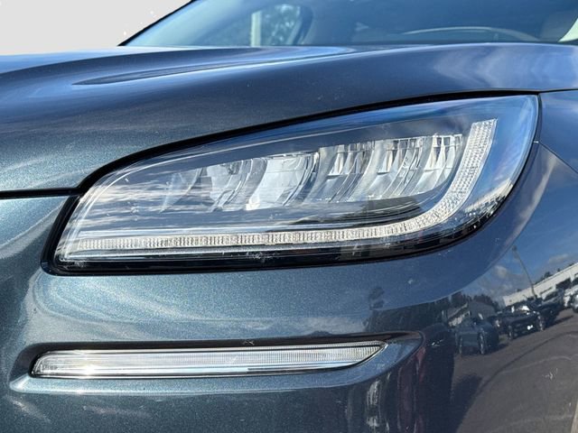 Used 2022 Lincoln Corsair Reserve w/ Equipment Group 201A FWD image 9