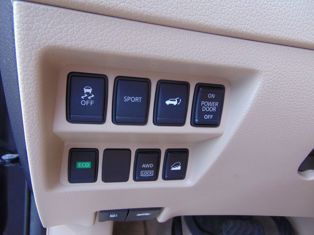 Used 2015 Nissan Rogue SL image 27