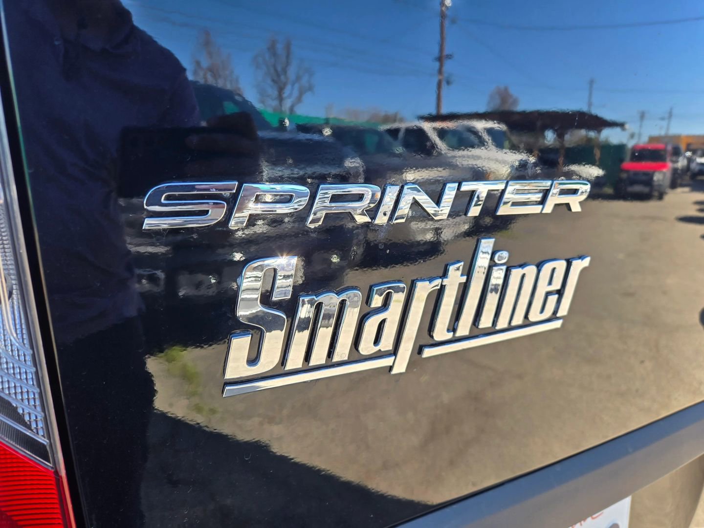 Used 2021 Mercedes-Benz Sprinter 3500 w/ Premium Package image 22