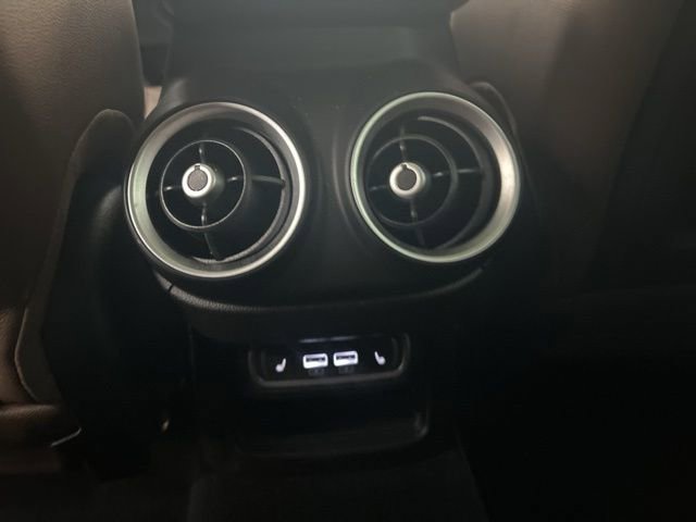 Used 2023 Alfa Romeo Stelvio Ti w/ Active Assist Plus Package image 31