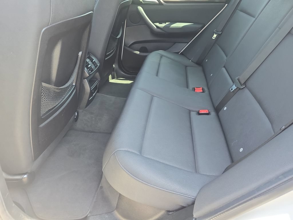 Used 2017 BMW X3 sDrive28i RWD image 14
