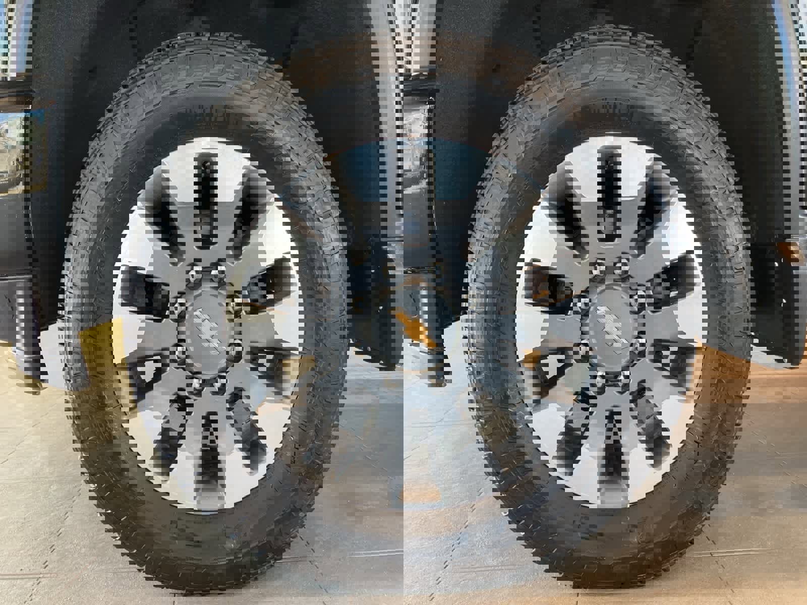 Used 2021 Chevrolet Silverado 2500 Custom w/ Custom Value Package image 9