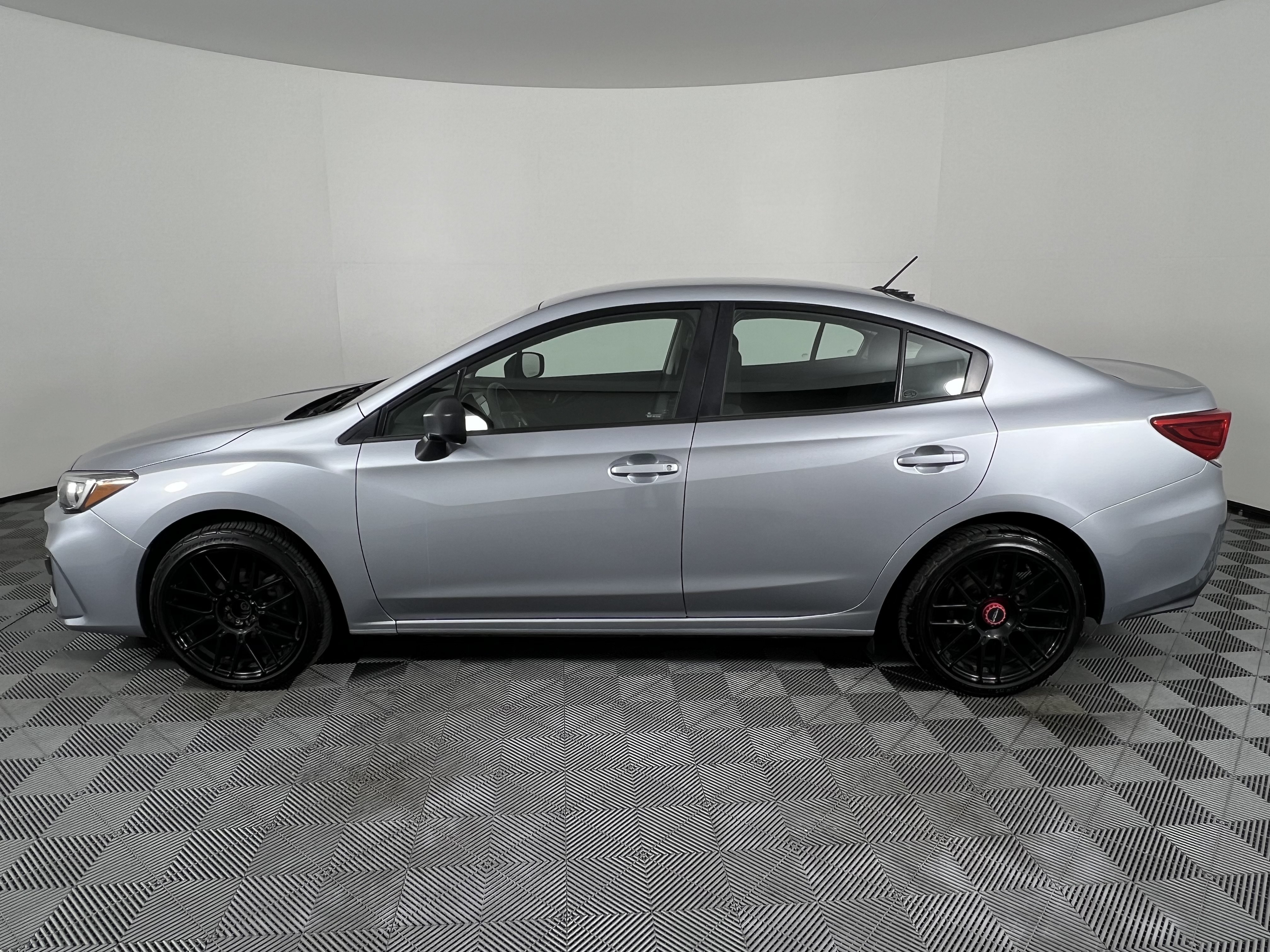 Used 2019 Subaru Impreza 2.0i AWD/4WD image 9