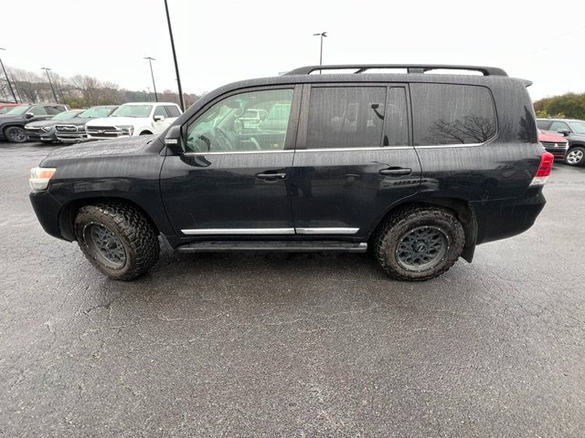 Used 2016 Toyota Land Cruiser image 7