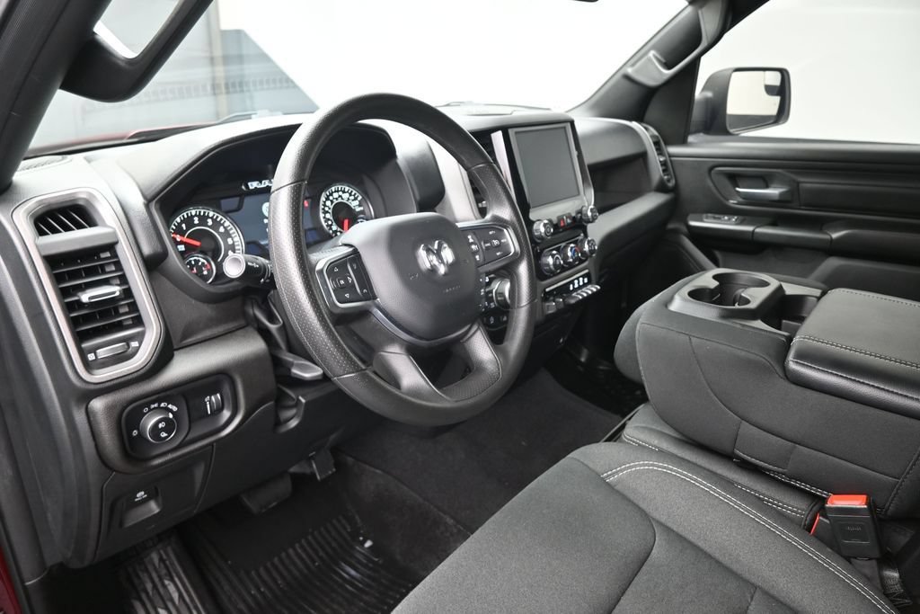 Used 2025 RAM 1500 Classic Warlock AWD/4WD image 18