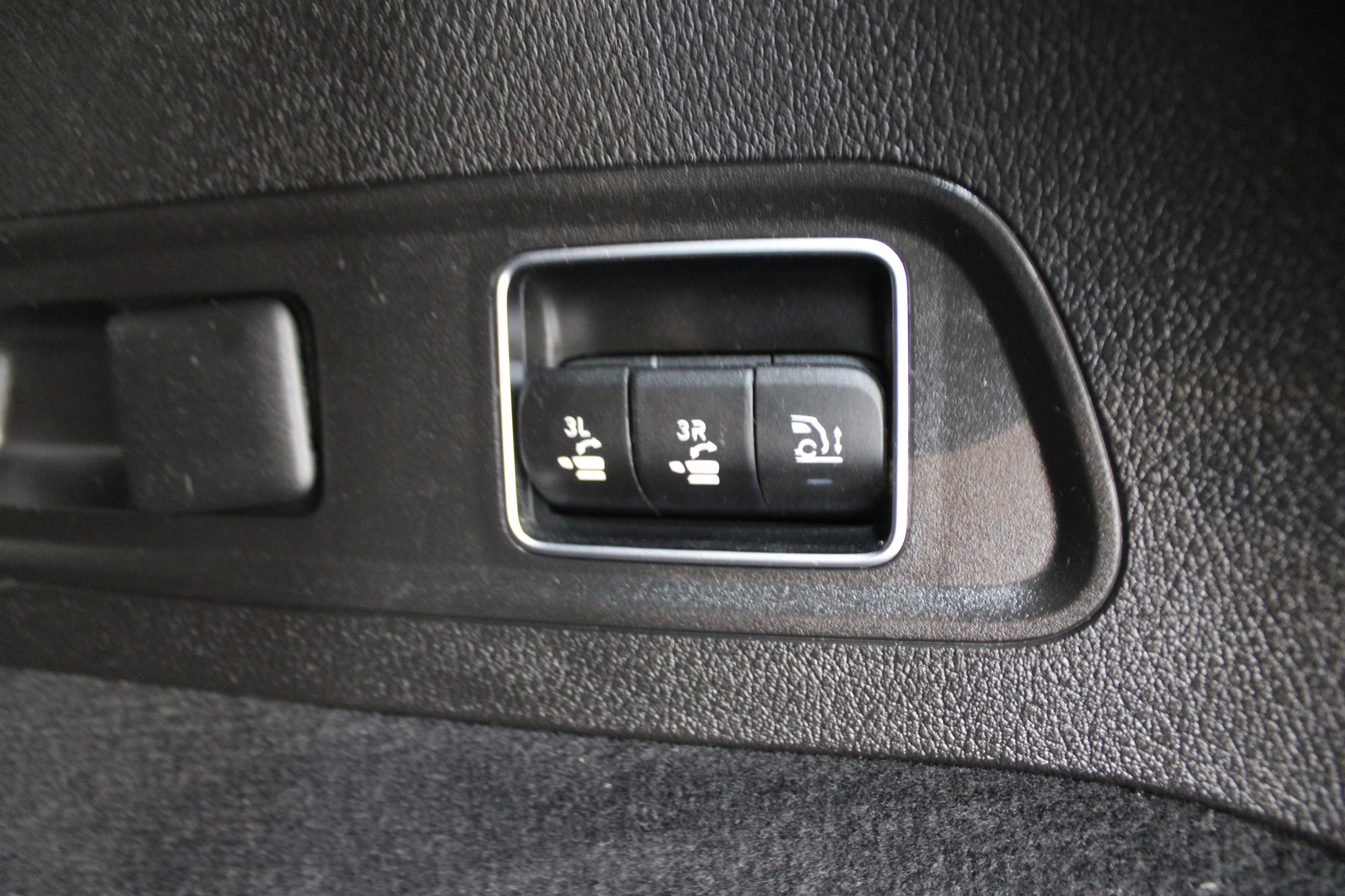 Used 2022 Mercedes-Benz GLS 450 4MATIC image 27