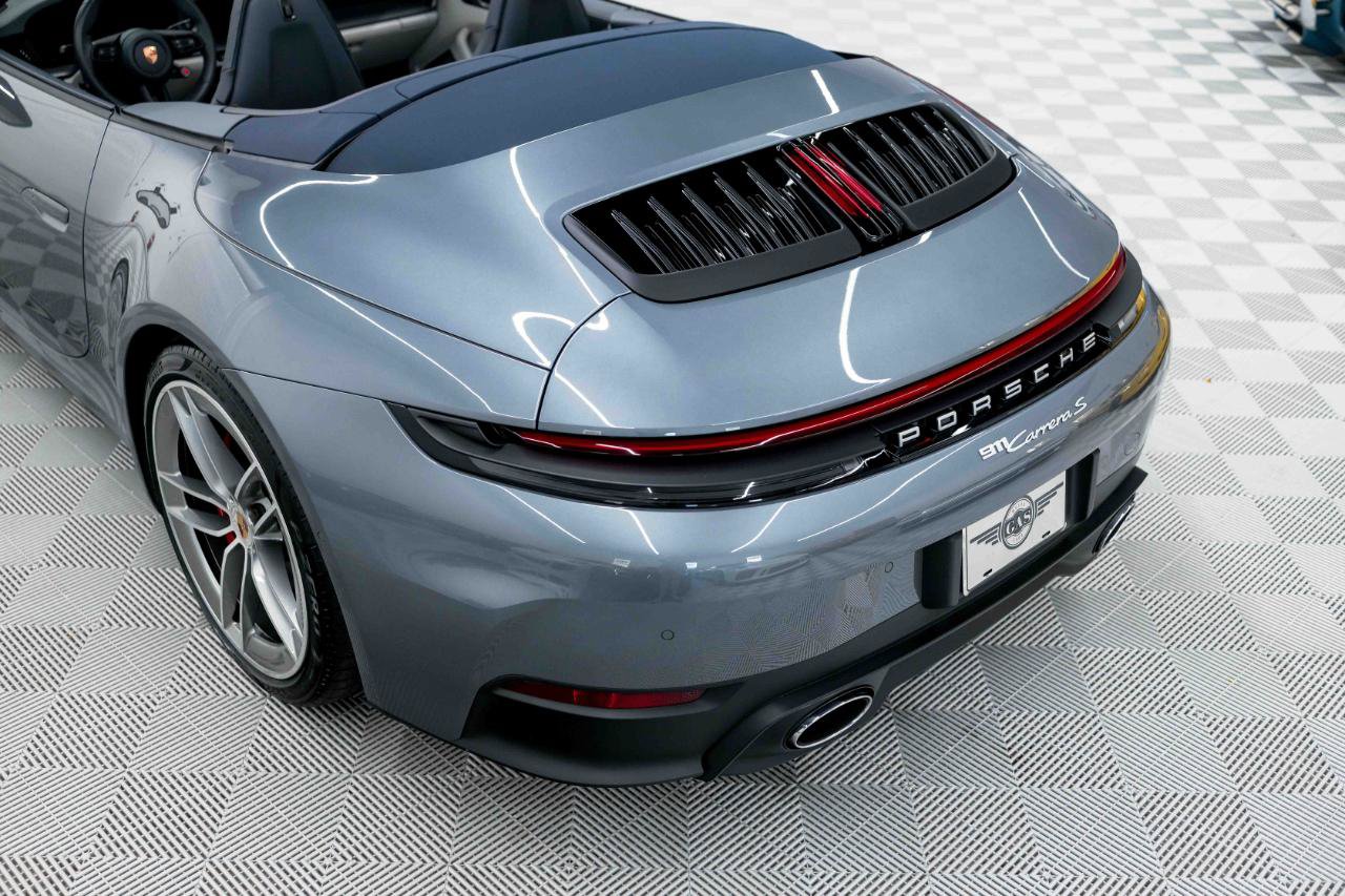 Used 2025 Porsche 911 Carrera S RWD image 28