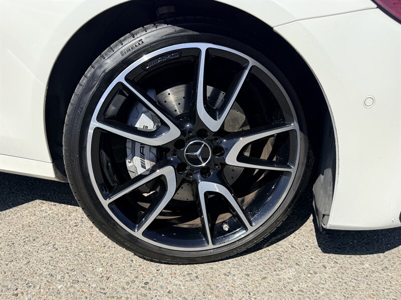Used 2018 Mercedes-Benz E 43 AMG 4MATIC Sedan image 32