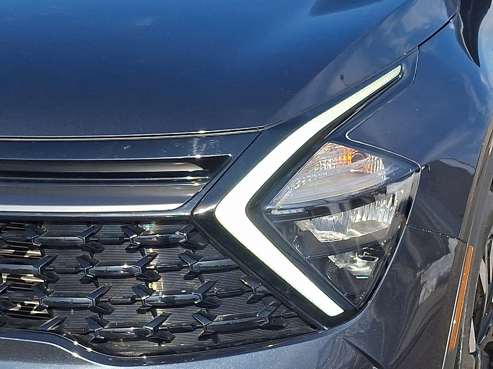 Certified 2023 Kia Sportage X-Line w/ X-Line Premium Package image 9