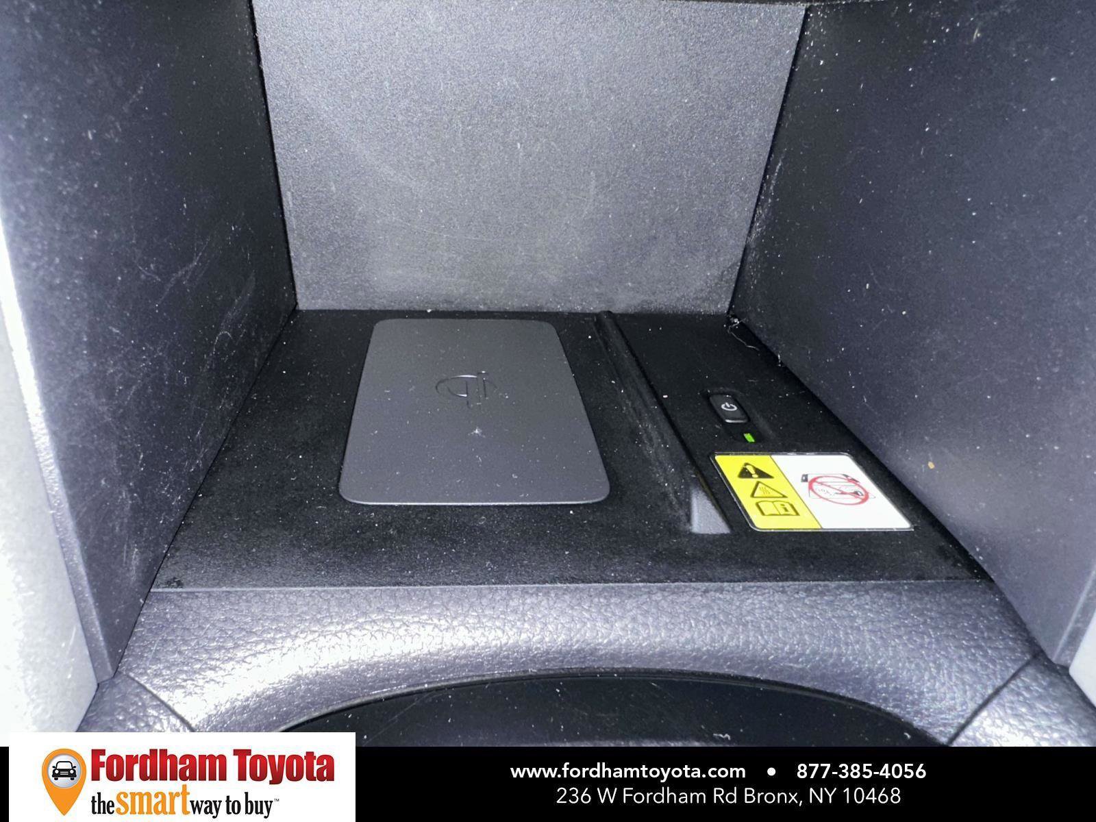 Certified 2022 Toyota Corolla Cross LE image 25