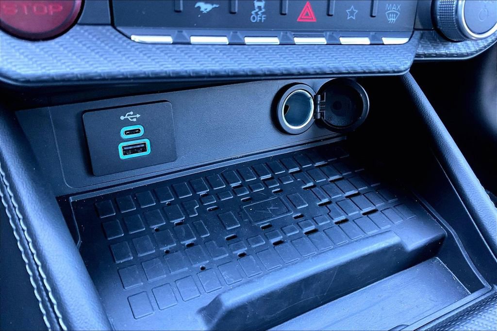 Used 2024 Ford Mustang GT Premium image 32