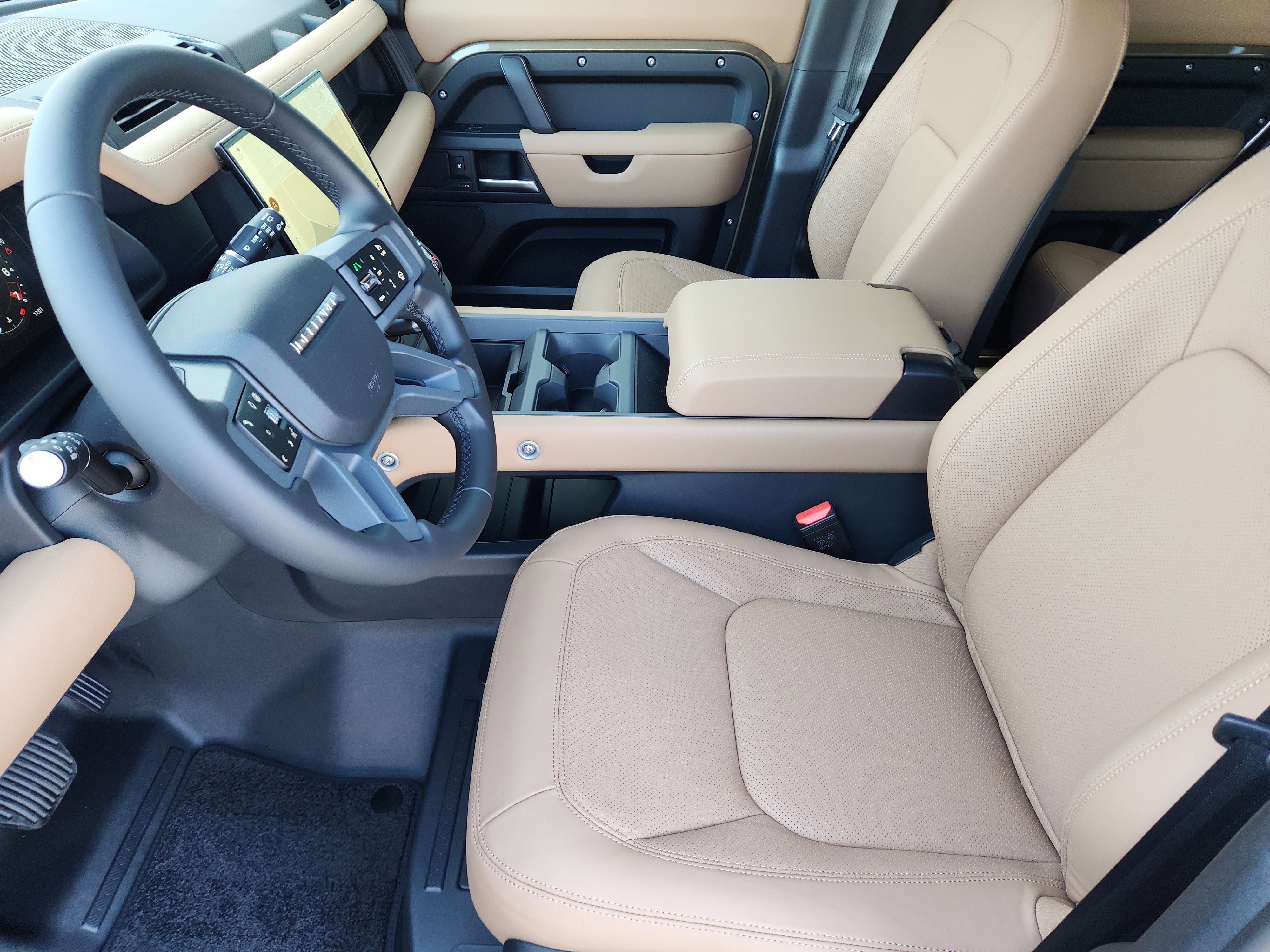 New 2026 Land Rover Defender 110 S image 12