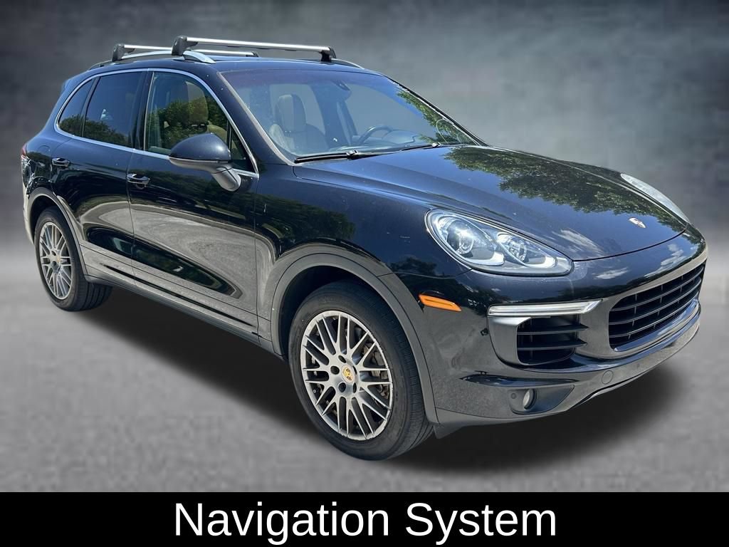 Used 2017 Porsche Cayenne S AWD/4WD image 3