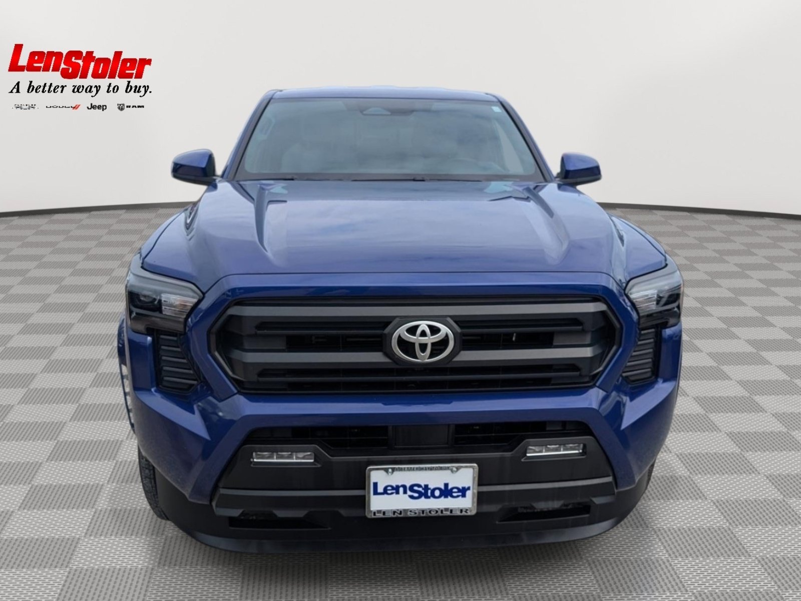 Used 2025 Toyota Tacoma SR5 AWD/4WD image 8