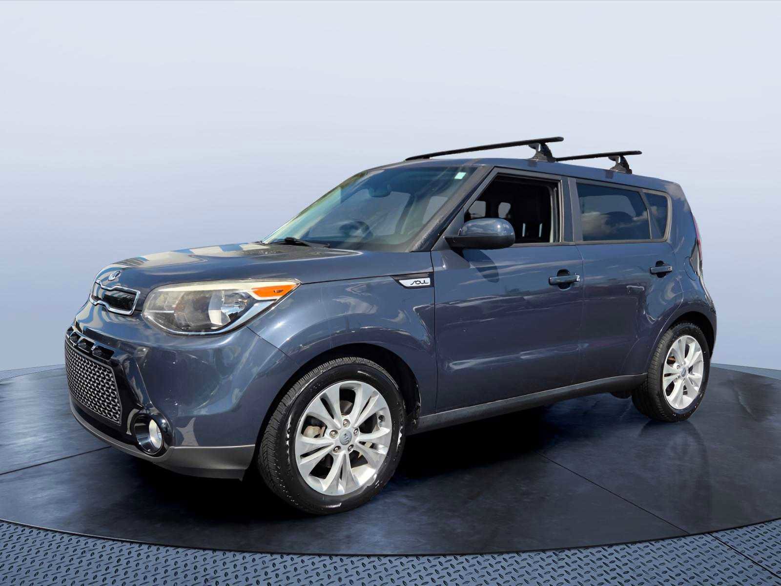 Used 2016 Kia Soul + FWD image 2