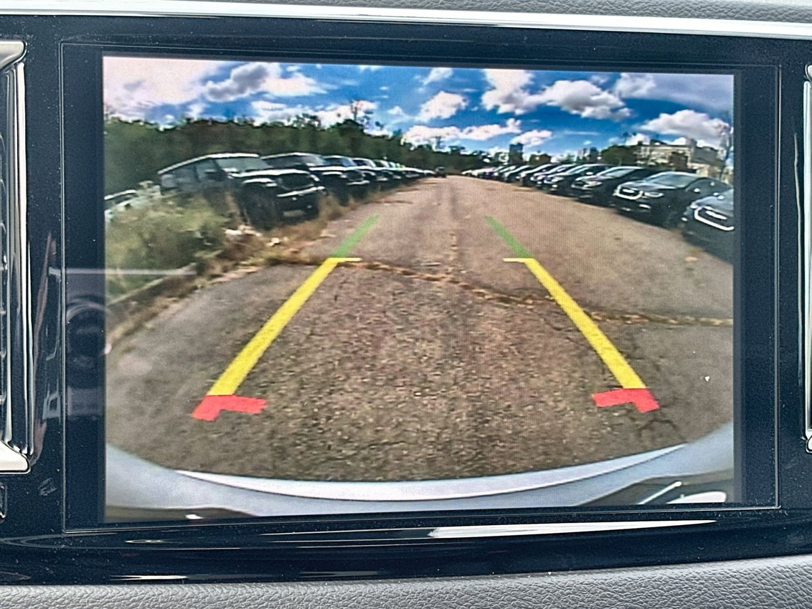 New 2026 Chrysler Voyager LX image 19