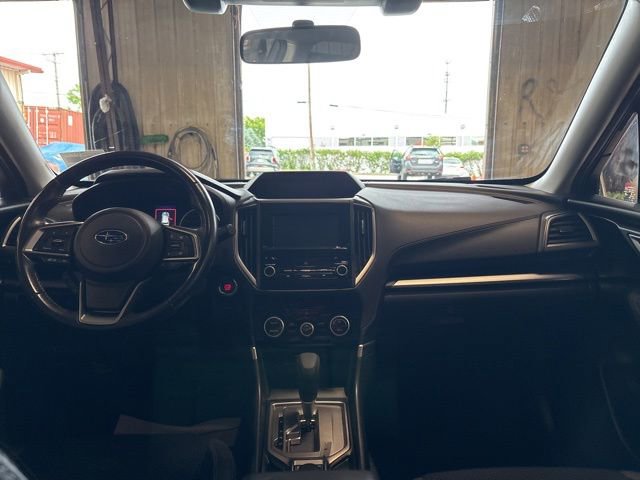 Used 2021 Subaru Forester Premium AWD/4WD image 17
