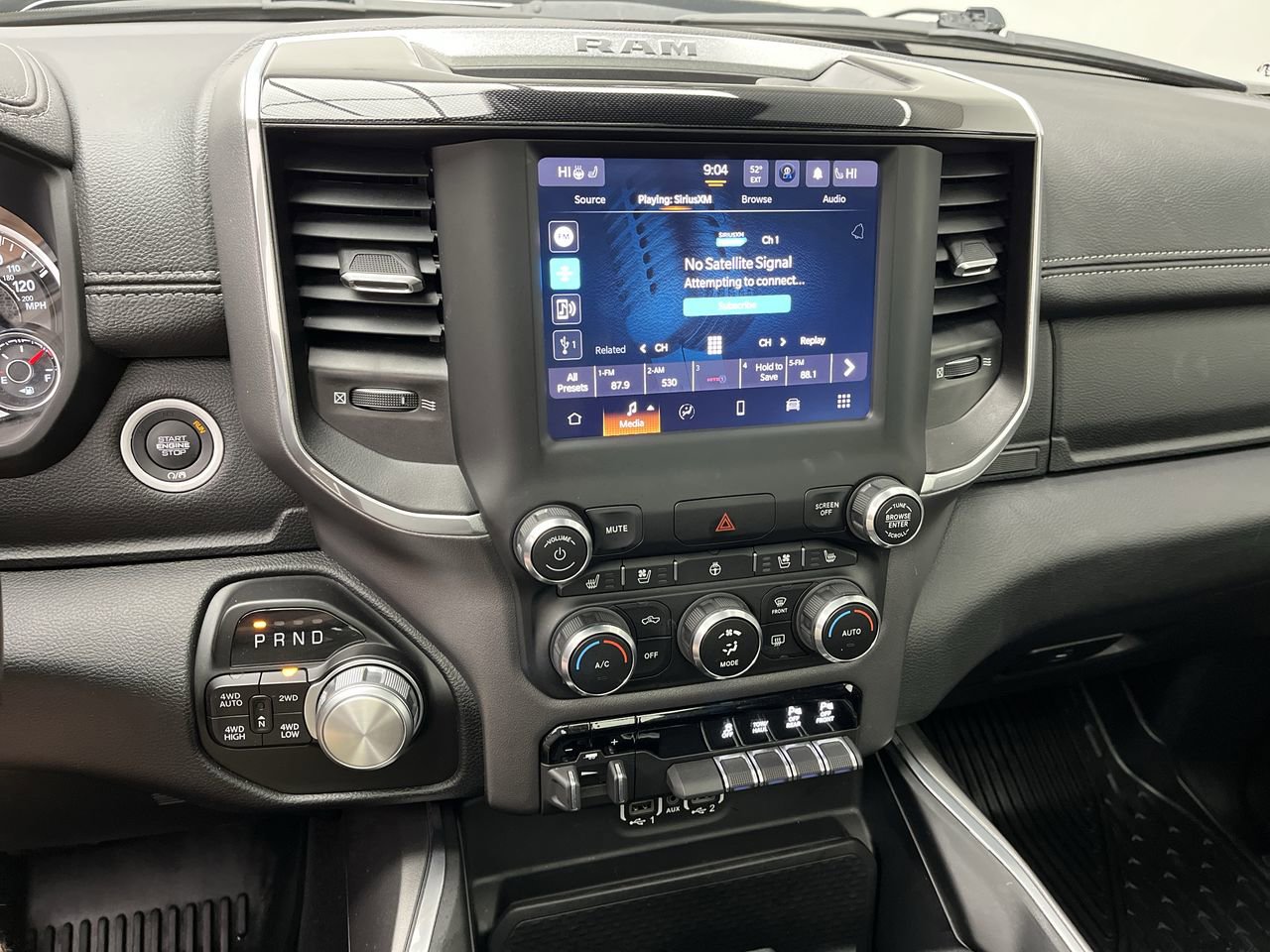 Used 2022 RAM 1500 Laramie w/ Sport Appearance Package AWD/4WD image 19