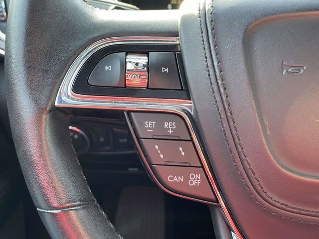 Used 2020 Lincoln Continental AWD w/ Premium Package image 32