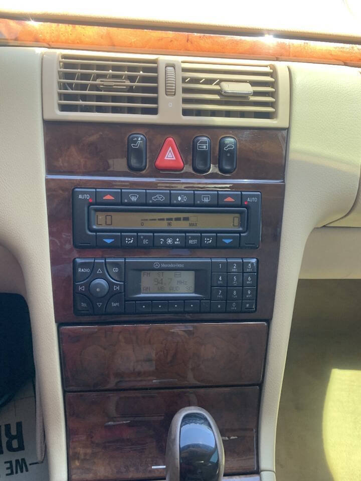 Used 2002 Mercedes-Benz E 320 Sedan image 13