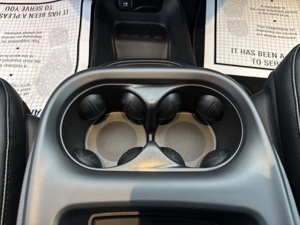 New 2026 Chrysler Pacifica Select w/ S Appearance Package AWD/4WD image 18