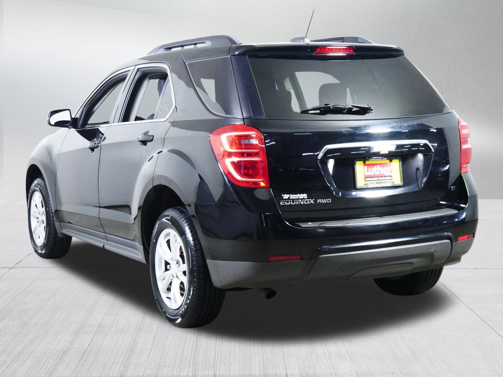 Used 2017 Chevrolet Equinox LT w/ Convenience Package AWD/4WD image 5