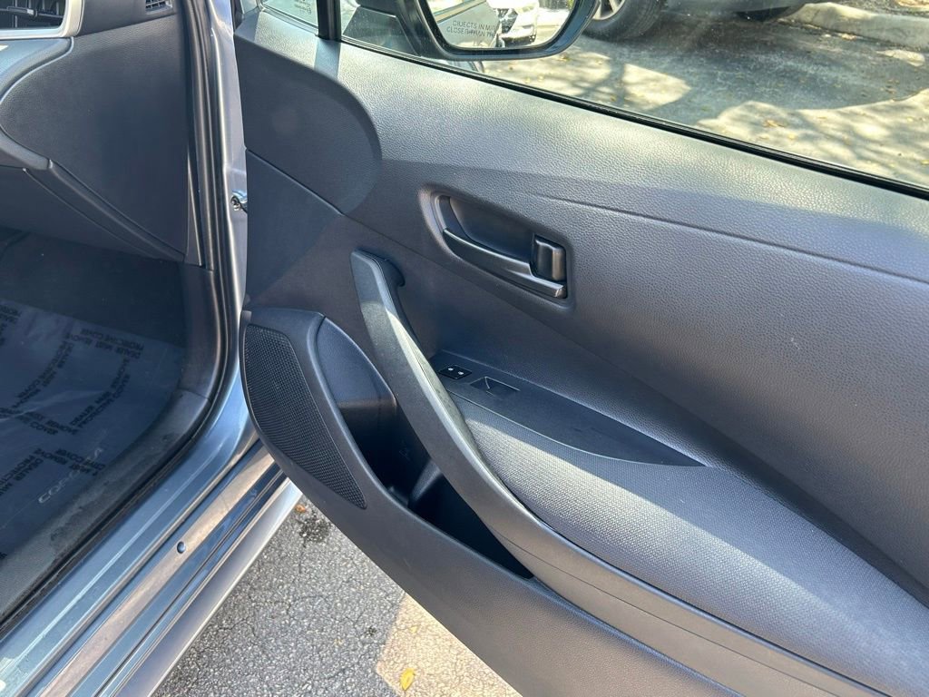 Used 2024 Toyota Corolla LE image 29