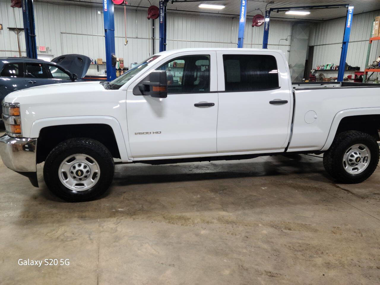 Used 2017 Chevrolet Silverado 2500 W/T image 5